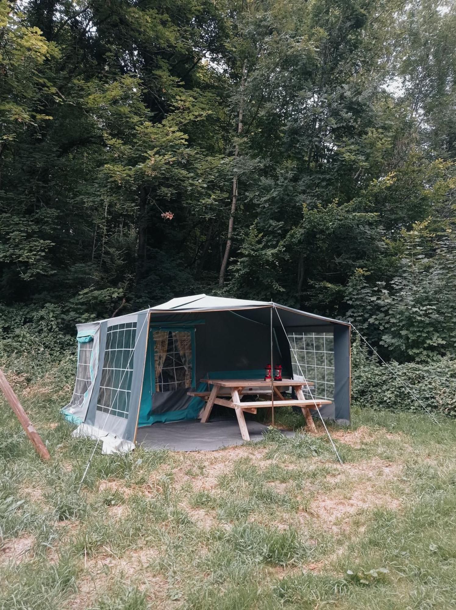 Chez Tombivouac Villa Pierrefonds Exteriör bild